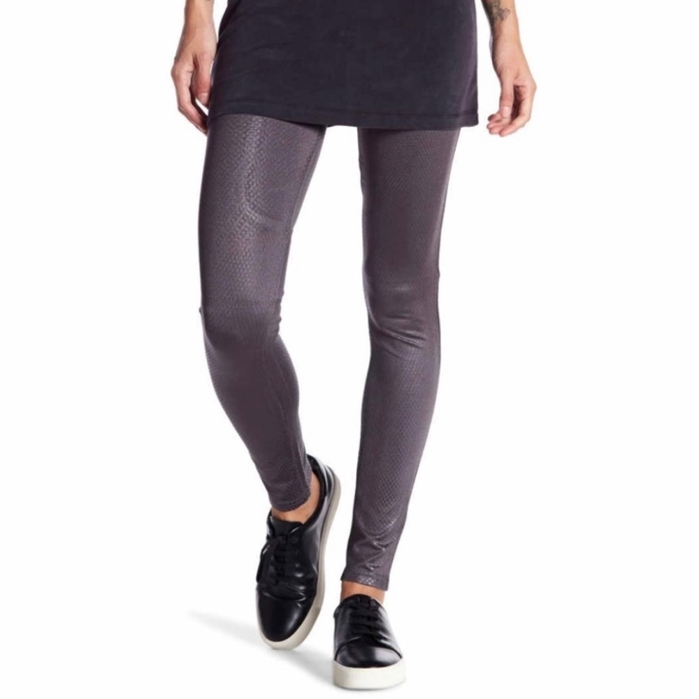 BLANC NOIR Faux Leather Snakeskin Print Black Leggings Size XS